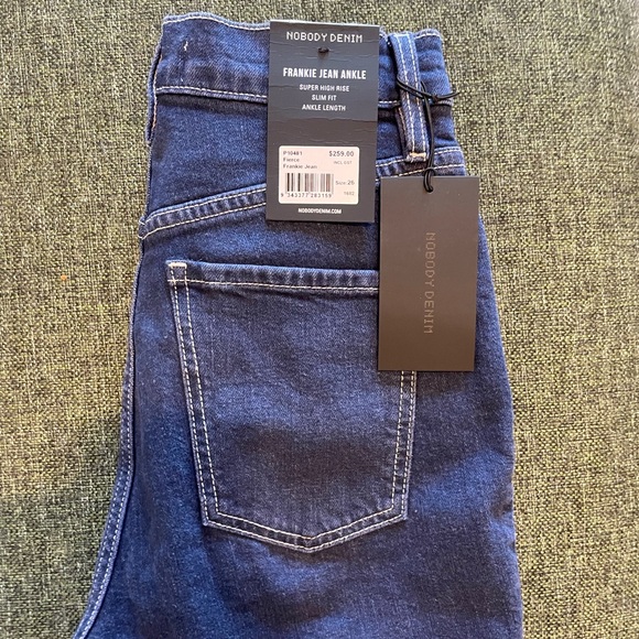 NWT Nobody Denim Frankie Jean in Fierce, Size 26 - Picture 3 of 3